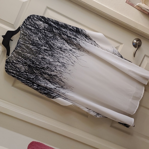 White top thin see-through - Picture 6 of 6